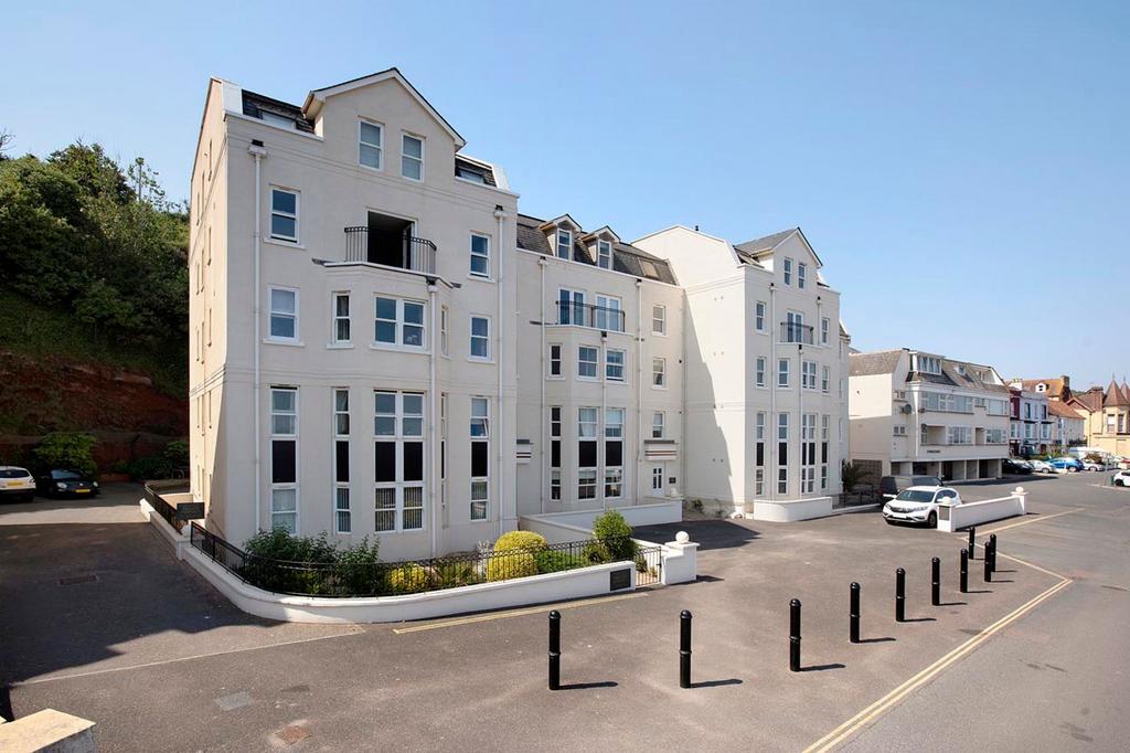 Marine Parade, Dawlish, EX7 2 bed apartment for sale £285,000