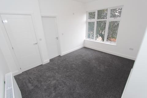 2 bedroom flat for sale, Derby Road, Long Eaton, NG10