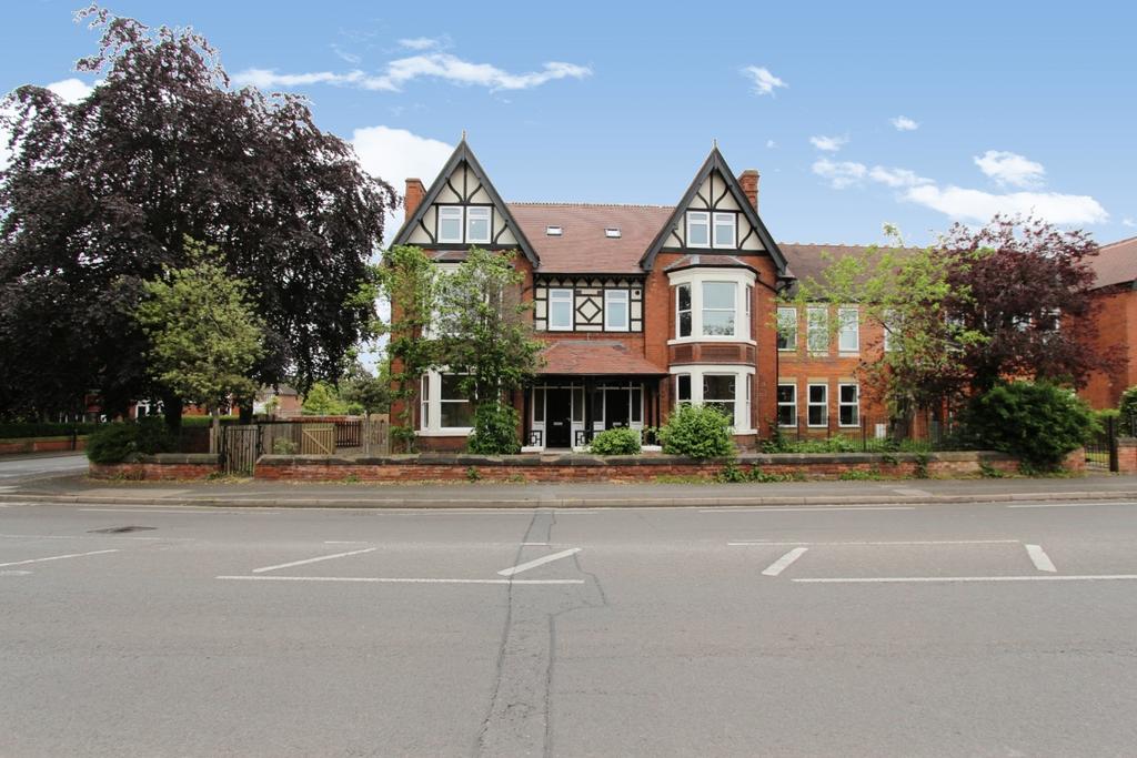 Derby Road, Long Eaton, NG10 1 bed flat for sale £200,000