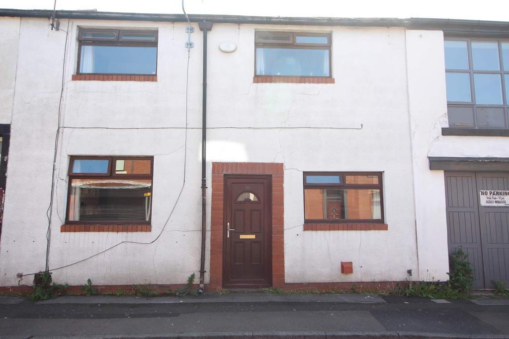 Newchurch Street, Castleton, Rochdale 3 bed terraced house - £105,000