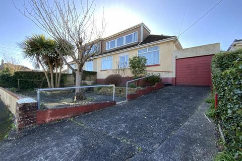 3 bedroom bungalow for sale - Park Avenue, Sticklepath, Barnstaple, Devon, EX31 2ES