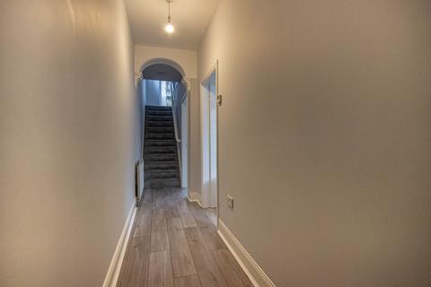 3 bedroom end of terrace house to rent, West Avenue, Forest Hall, Newcastle upon Tyne, Tyne and Wear, NE12