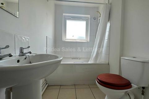 1 bedroom apartment to rent, High Street, Marton