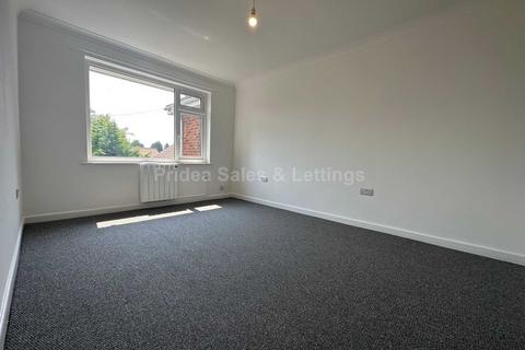 1 bedroom apartment to rent, High Street, Marton
