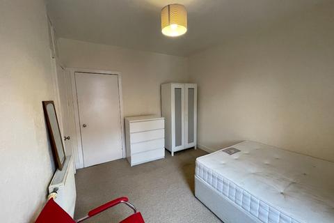 3 bedroom flat to rent - Frankfort Street, Glasgow, G41