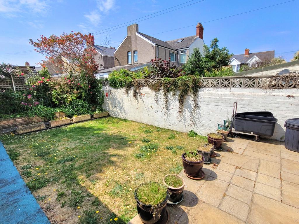 VICTORIA AVENUE, PORTHCAWL, CF36 3HD 5 bed semidetached house for sale