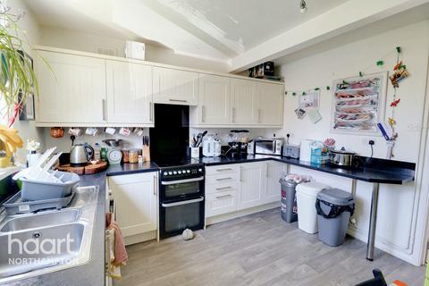 24 Raeburn Road, Northampton, NN2 7EU