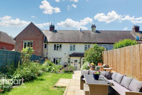 24 Raeburn Road, Northampton, NN2 7EU