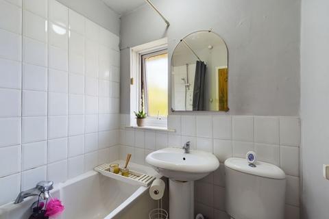80 Danefield Road, Northampton, NN3 2SR