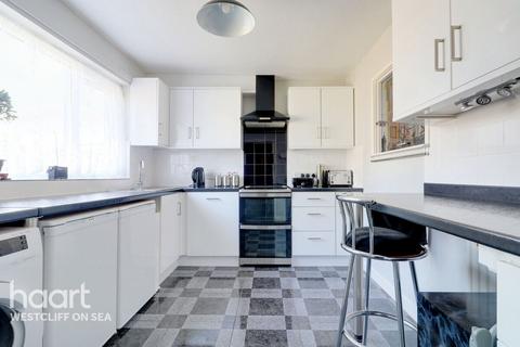 16 Anson Chase, Shoeburyness, Southend-on-sea, SS3 9RG