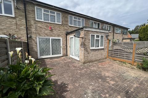 90c Richmond Crescent, London, E4 9RU