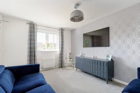 16 Foster Road, Penicuik, EH26 0FL