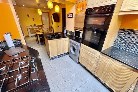 9 Bellmans Close, Beith, KA15 2AX