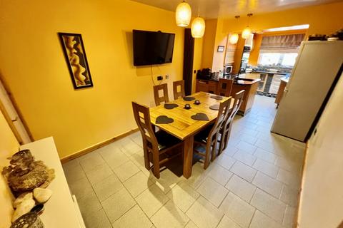 9 Bellmans Close, Beith, KA15 2AX