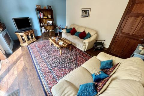 9 Bellmans Close, Beith, KA15 2AX