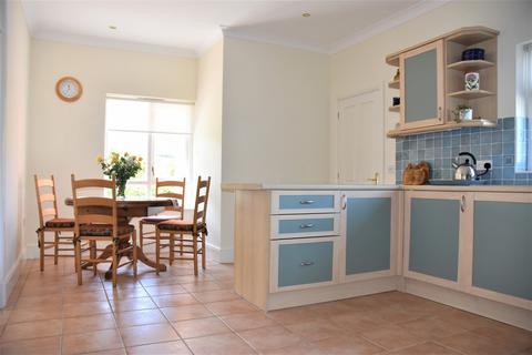 3 bedroom detached bungalow for sale, Fynnon Wen, Waungiach, Llechryd