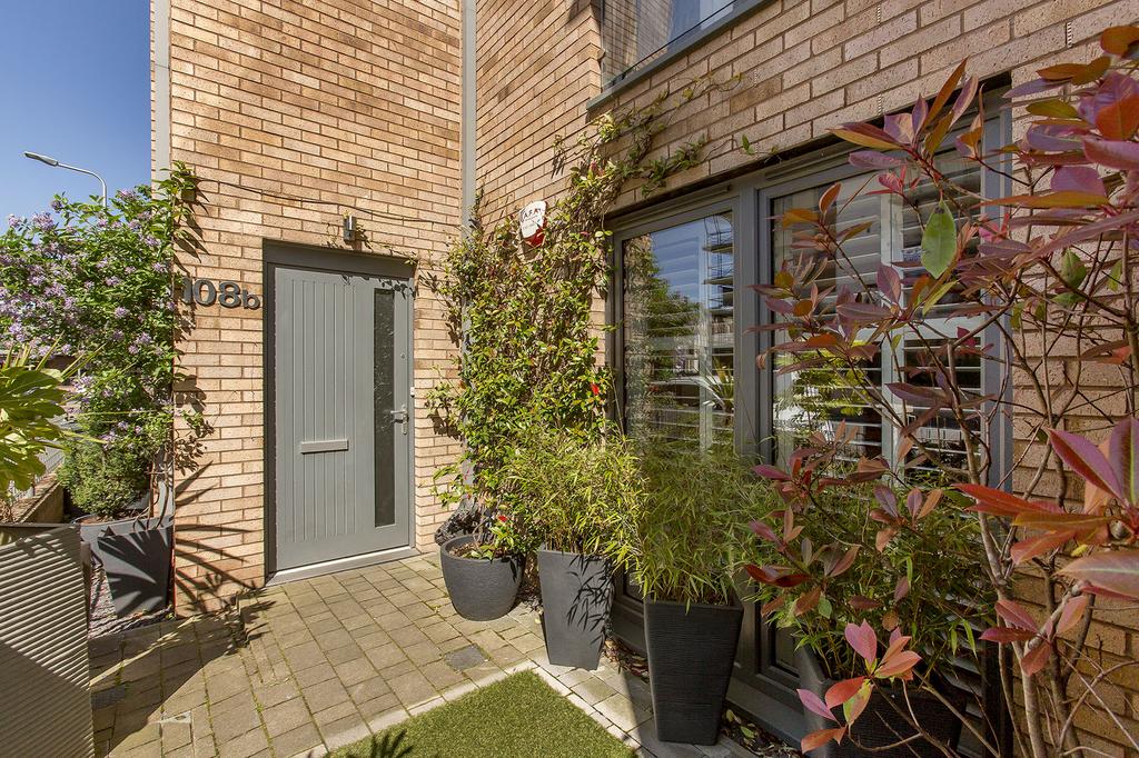 108B, Bellevue Road, Edinburgh, EH7 4DE 2 bed flat for sale £375,000