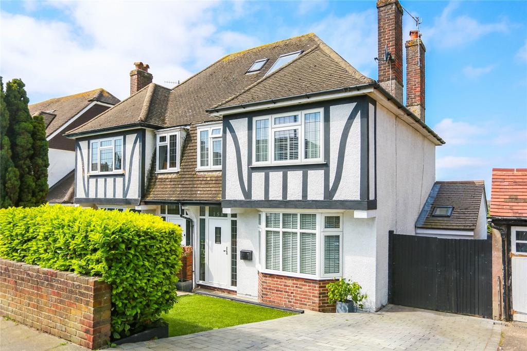 Poplar Avenue, Hove, East Sussex, BN3 4 bed semidetached house for