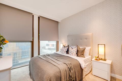 3 bedroom flat for sale, Carnation Way, Nine Elms, SW8