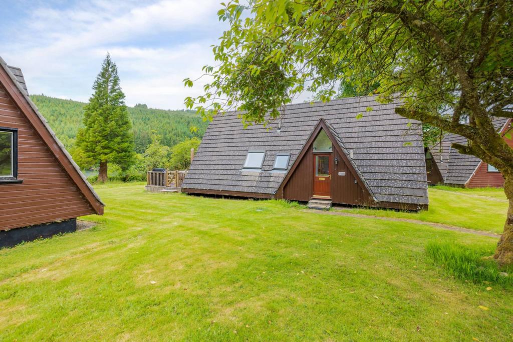 Lodge 5 Invergarry Lodges, South Laggan, Spean Bridge, PH34 4EA 2 bed