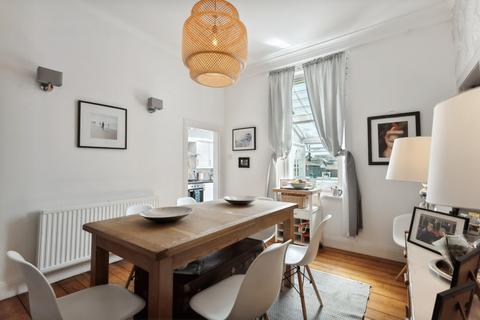111 Danes Drive, Glasgow, G14 9EW