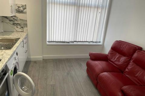 1 bedroom flat to rent, City Road, Roath
