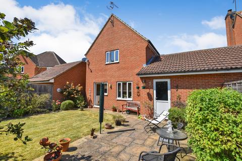 3 bedroom link detached house for sale, Mayflower Drive, Maldon, Essex, CM9