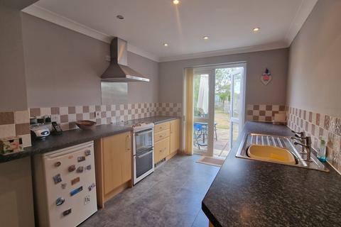 11 High Road, Wortwell, Harleston, IP20 0HG