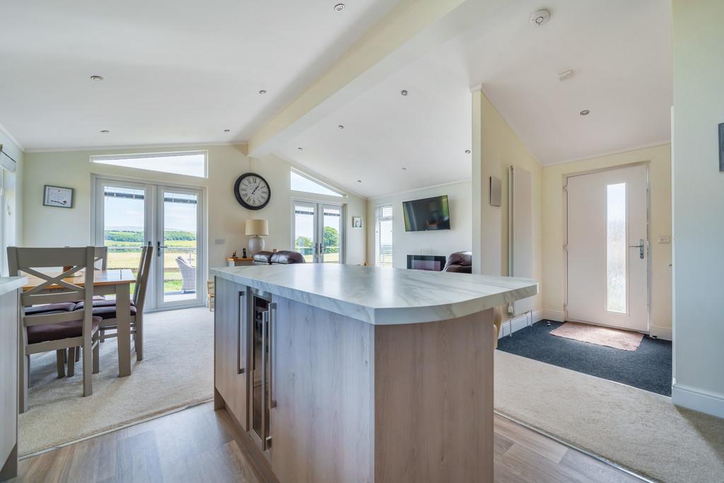 Kitchen / Living Room