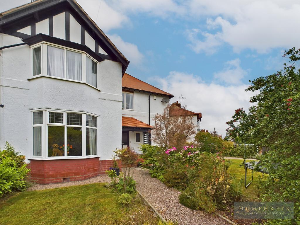 Brook Lane, Newton, Chester 3 bed semidetached house for sale £425,000