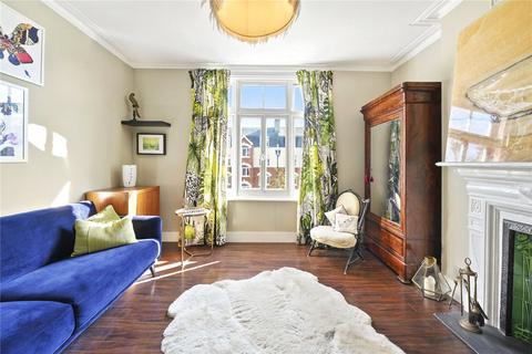 2 bedroom flat to rent, Southwold Mansions, Widley Road, London