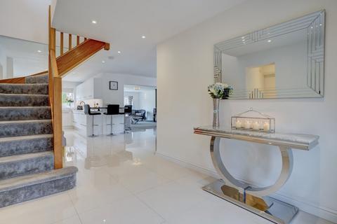 5 bedroom detached house for sale, Prospect Road, Oulton Broad