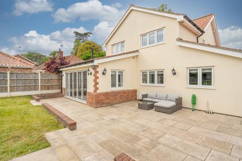 4 bedroom detached house for sale, Prospect Road, Oulton Broad