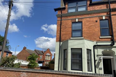 1 bedroom apartment to rent, West Parade, Lincoln