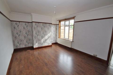 5 Baroness Road, Grimsby, DN34 4DP