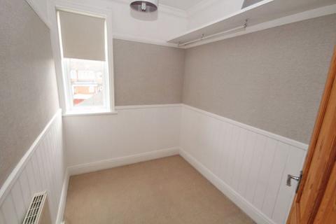 5 Baroness Road, Grimsby, DN34 4DP