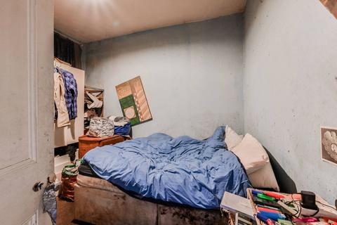 12 Scotts Road, London, E10 6LW
