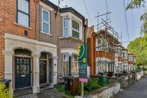 12 Scotts Road, London, E10 6LW