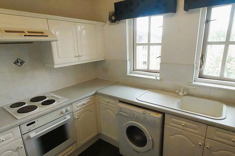 2 bedroom flat to rent, 8 Greenlaw Road, Flat 3/2, Glasgow, G14 0PG