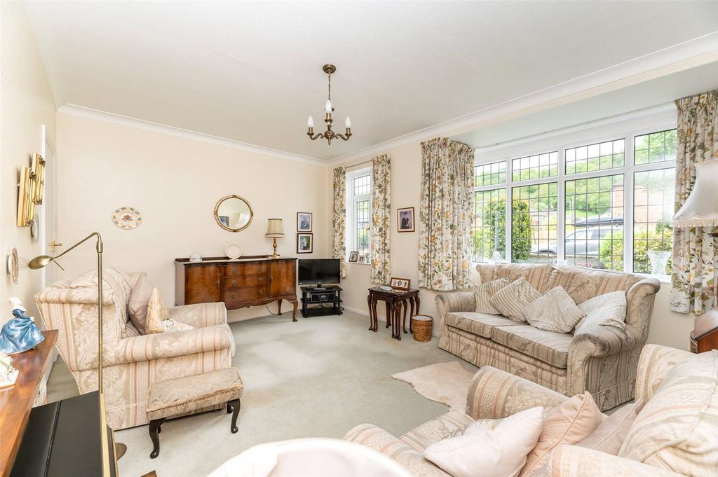 Bradford Road, Otley, West Yorkshire, Ls21 3 Bed Semi-detached House 