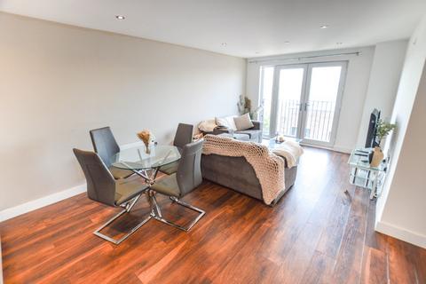 2 bedroom flat for sale, Wilburn Basin, Block D Ordsall Lane, City Centre, Manchester, M5