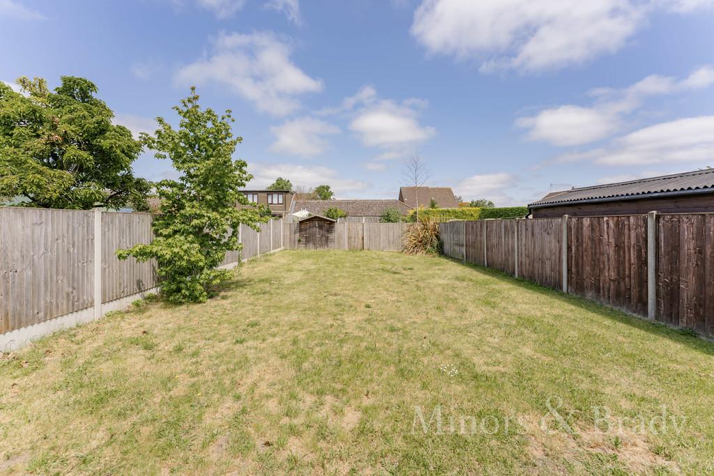Woodland Road, Hellesdon 3 bed semidetached bungalow £270,000