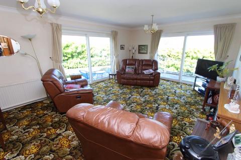 4 bedroom detached house for sale - Bryn Avenue, Old Colwyn