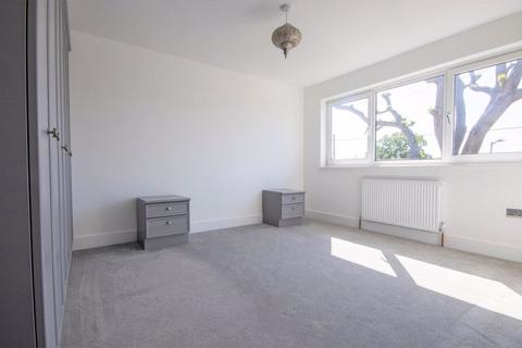 57 Bellevue Road, Billericay, CM12 9HB