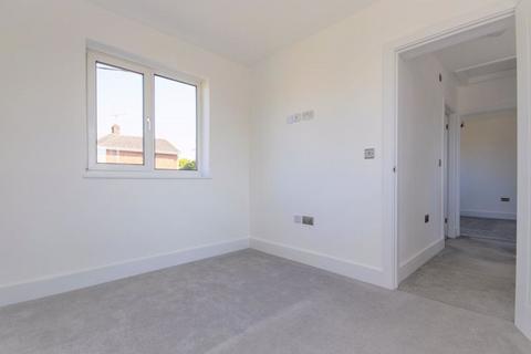 57 Bellevue Road, Billericay, CM12 9HB