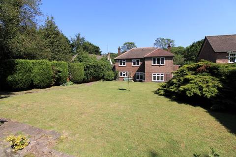 4 bedroom detached house for sale, Chipstead