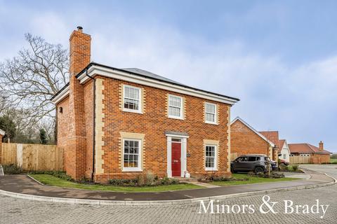 4 bedroom detached house for sale - Gillingham, Beccles