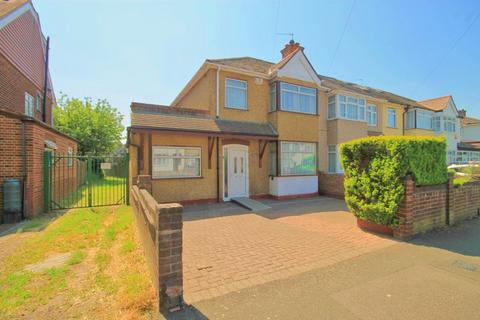 109 Birkbeck Avenue, Greenford, UB6 8LY