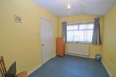 109 Birkbeck Avenue, Greenford, UB6 8LY