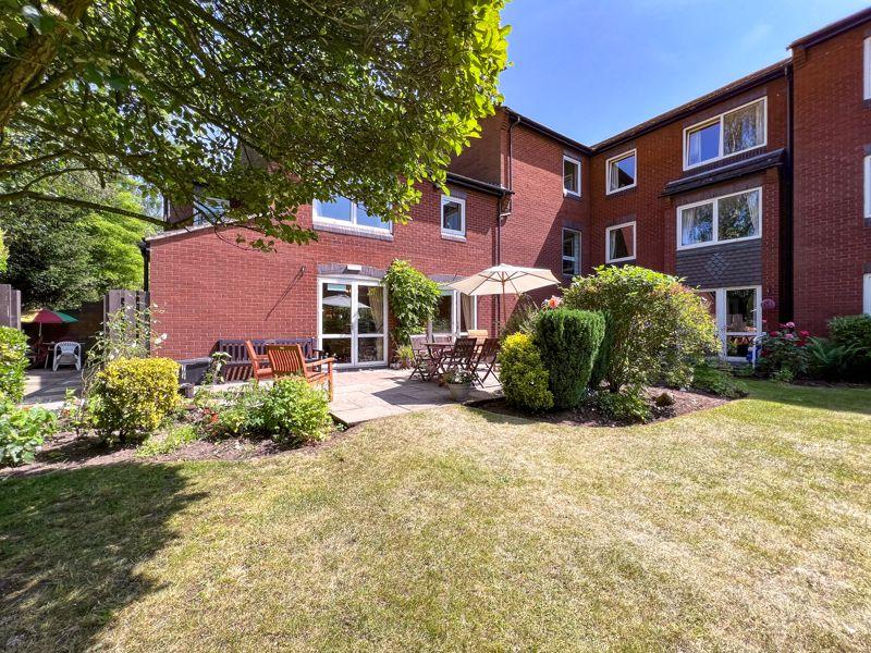 Sandbach Road South, Alsager 1 bed retirement property for sale £70,000